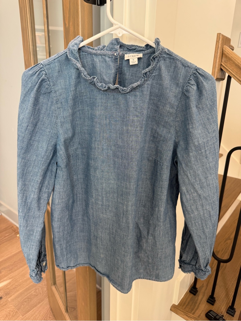 J. Crew lightweight, denim peasant, blouse women’s size small